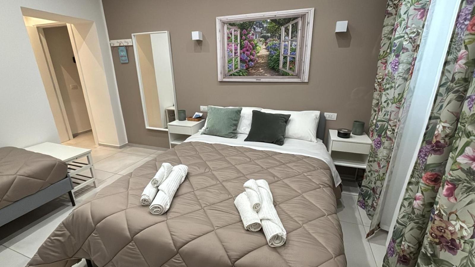 Di Passaggio Hotel Bari Ngoại thất bức ảnh