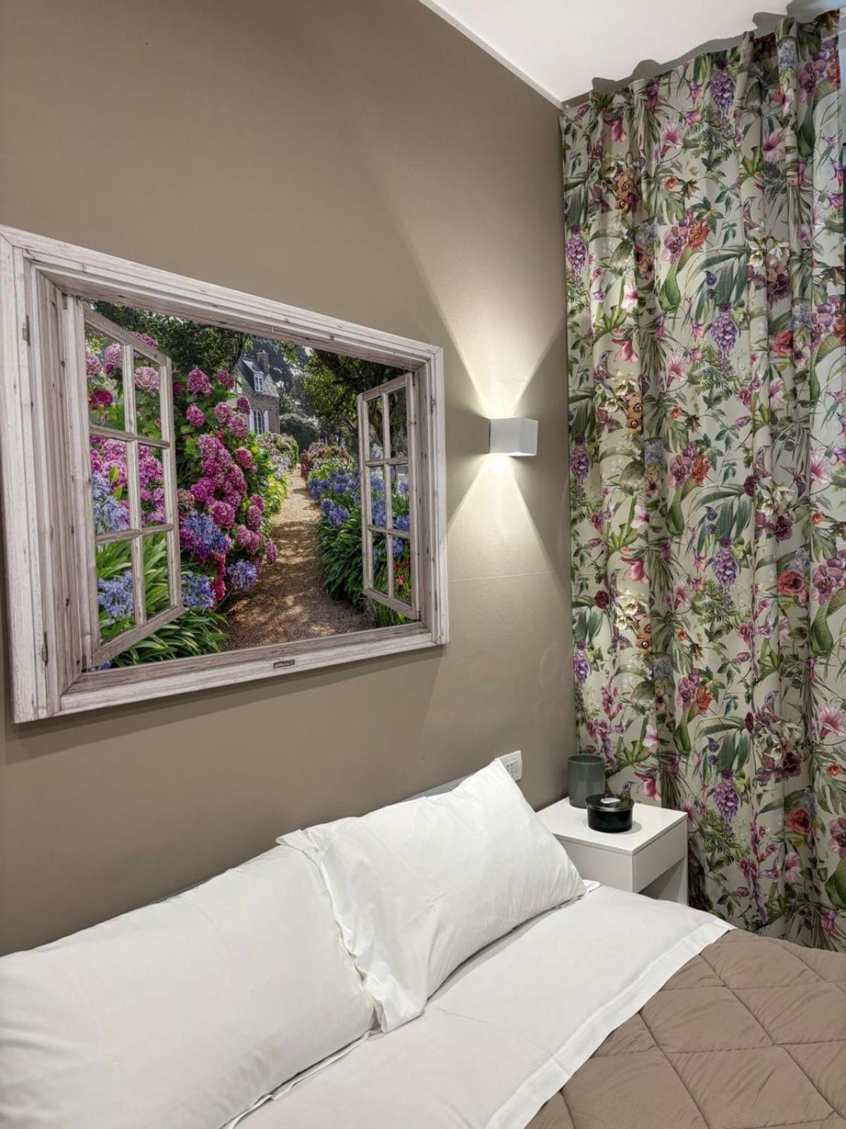 Di Passaggio Hotel Bari Ngoại thất bức ảnh