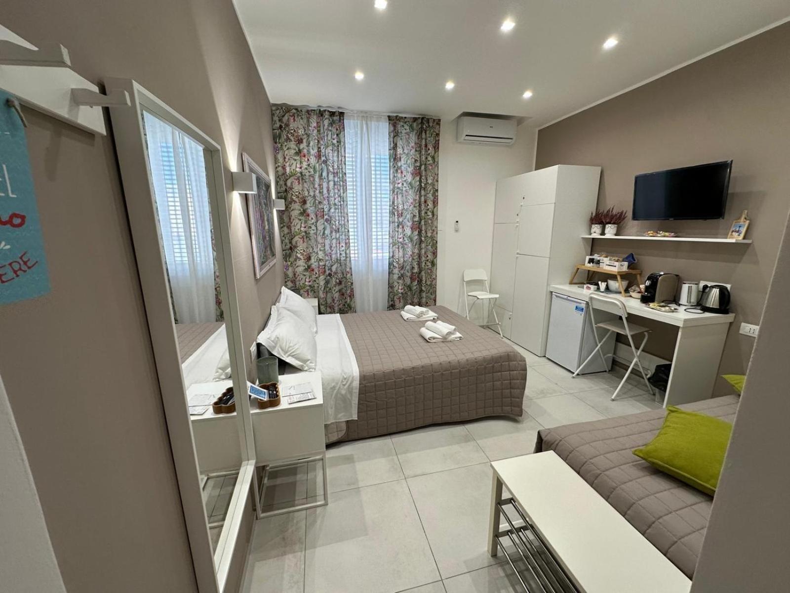 Di Passaggio Hotel Bari Ngoại thất bức ảnh