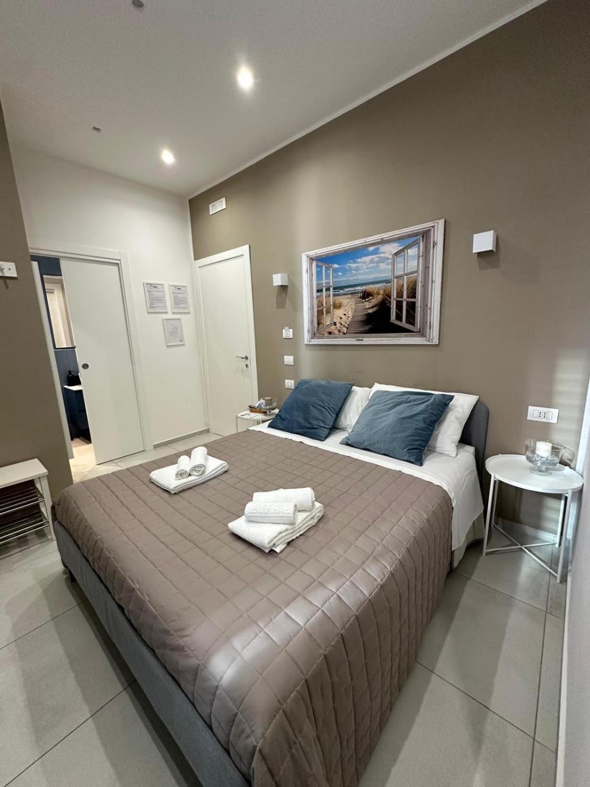 Di Passaggio Hotel Bari Ngoại thất bức ảnh